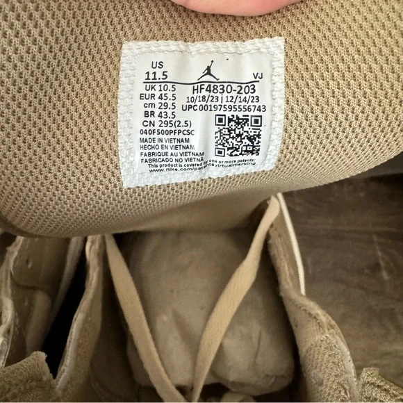 Air Jordan 1 Mid Men’s 11.5 NEW Sneaker Sneakers Shoes - Picture 7 of 10